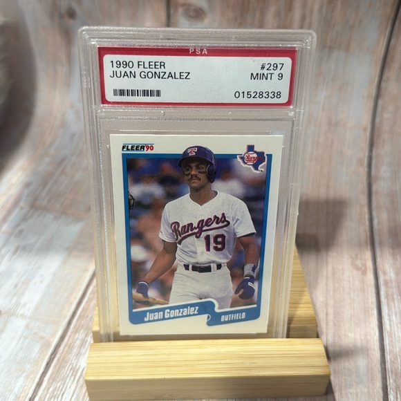 1990 Fleer Juan Gonzalez #297 PSA Mint 9 Baseball Card Item #ME565 - Picture 2 of 3